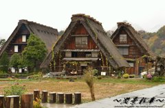 三軒の合掌造り