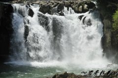 関之尾の滝　水しぶき