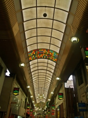 商店街の天井２