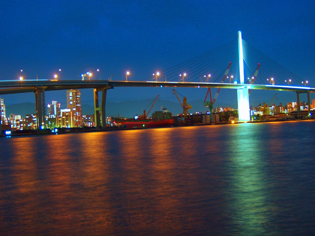 博多湾夜景２（荒津大橋）