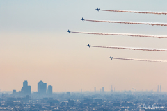 トリコロールの空