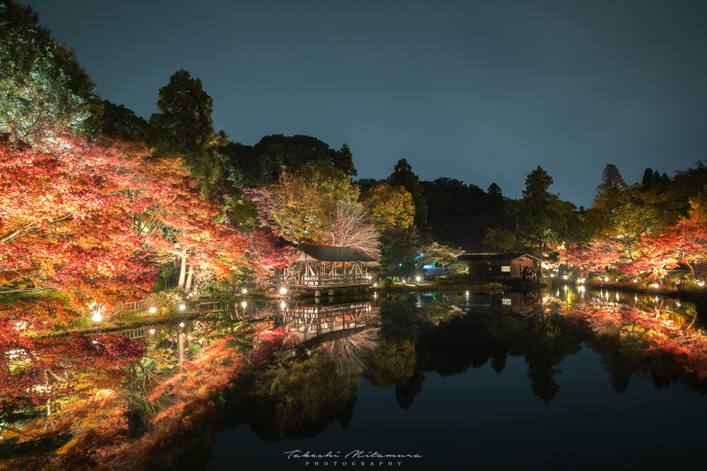 水車小屋のある秋の景