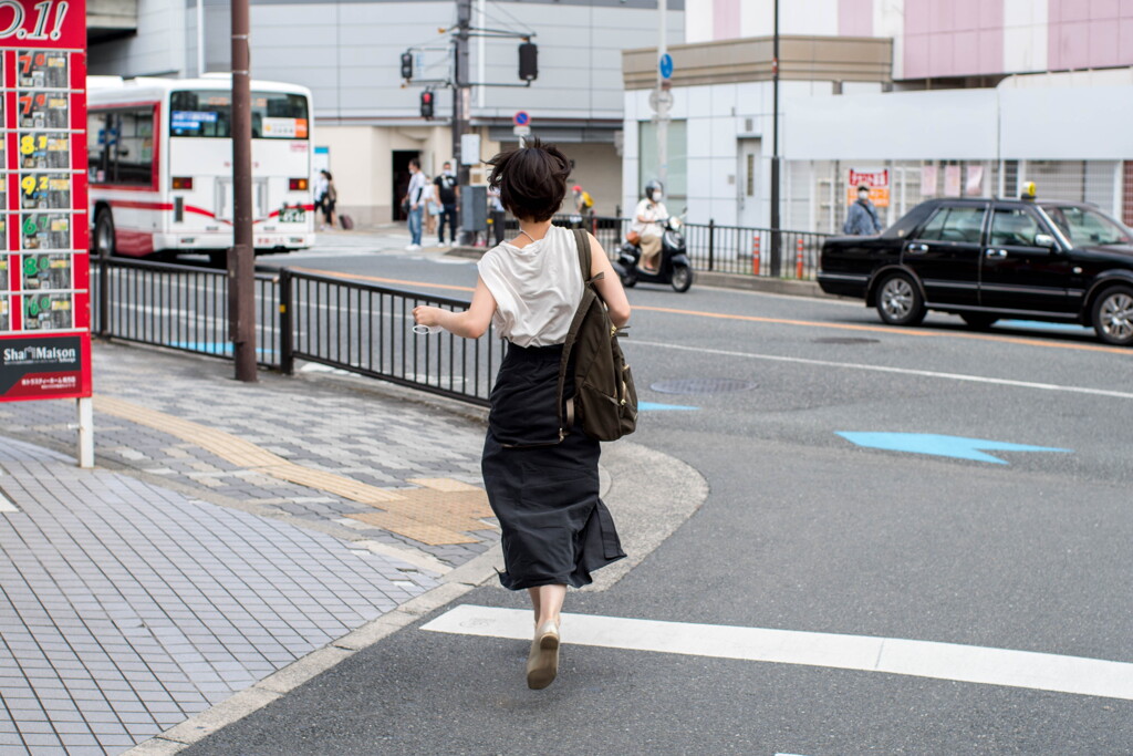 駆ける‥
