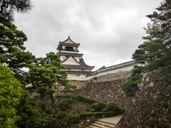 内助の功で城が建つ‥高知城