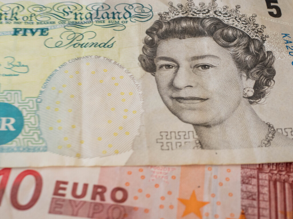 英と欧・・紙幣