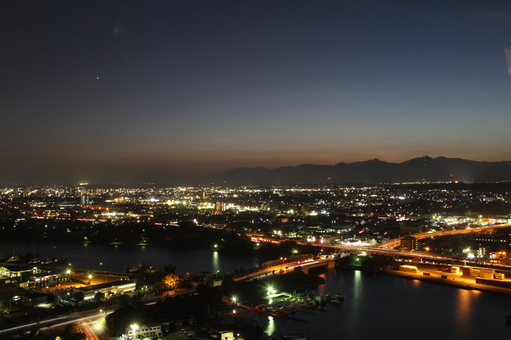 四日市ポートビルからの夜景