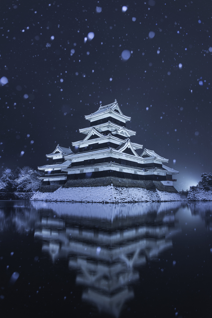 雪中烏城（1）