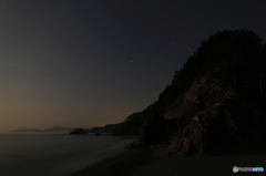 心地良い波音の夜