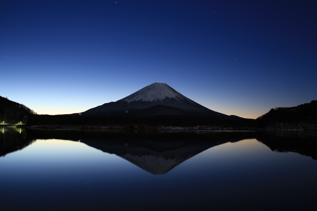 精進湖夜明け