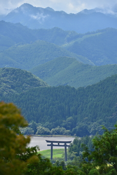 熊野本宮大社の大鳥居