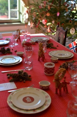 西洋館のテーブル