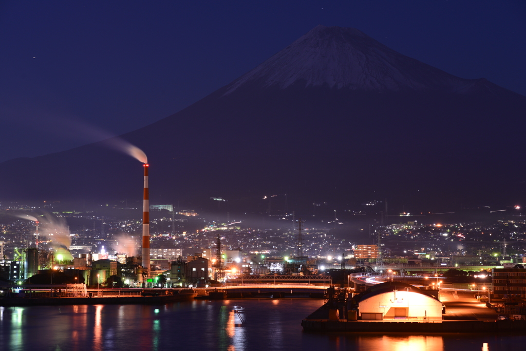 田子の浦港の夜景
