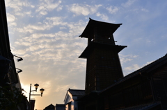 夕暮れ時の『時の鐘』