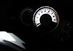 レヴ7,400rpm