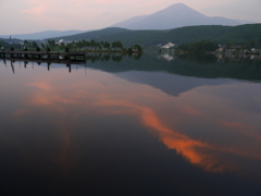 白樺湖の夕暮れ