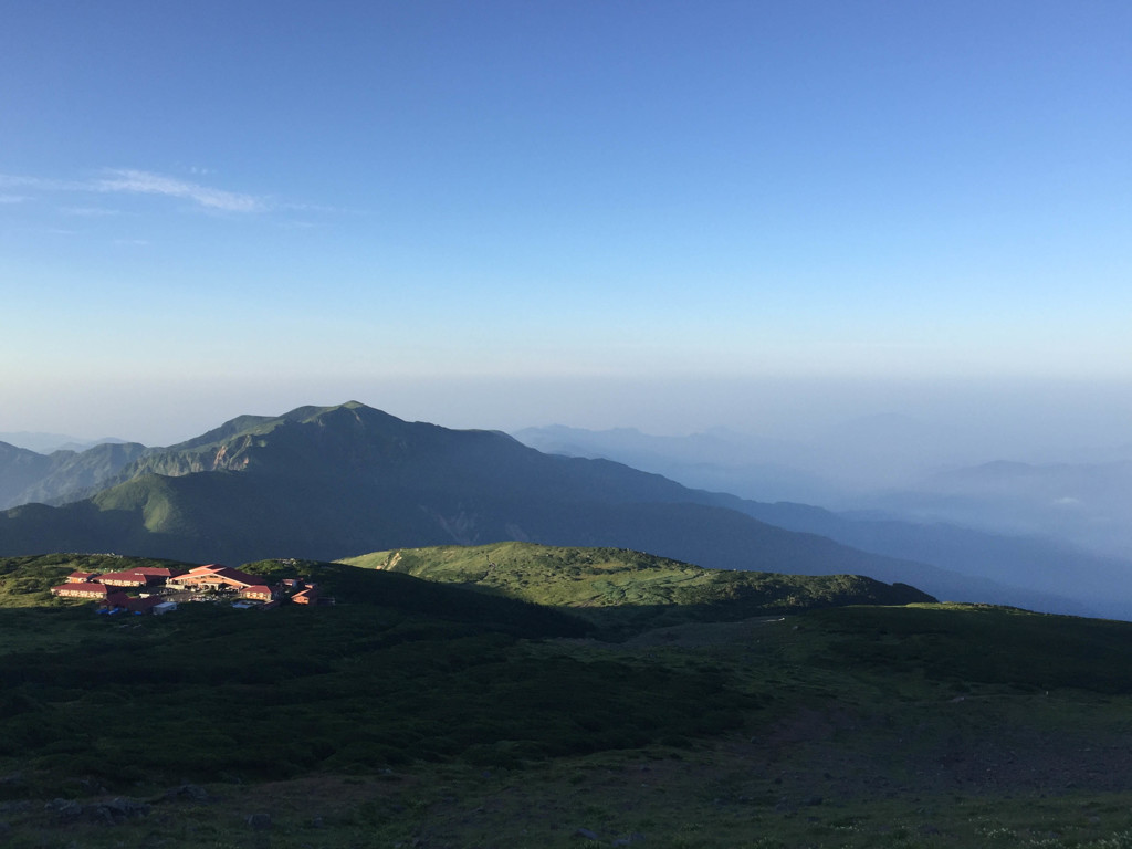 白山 静かな朝