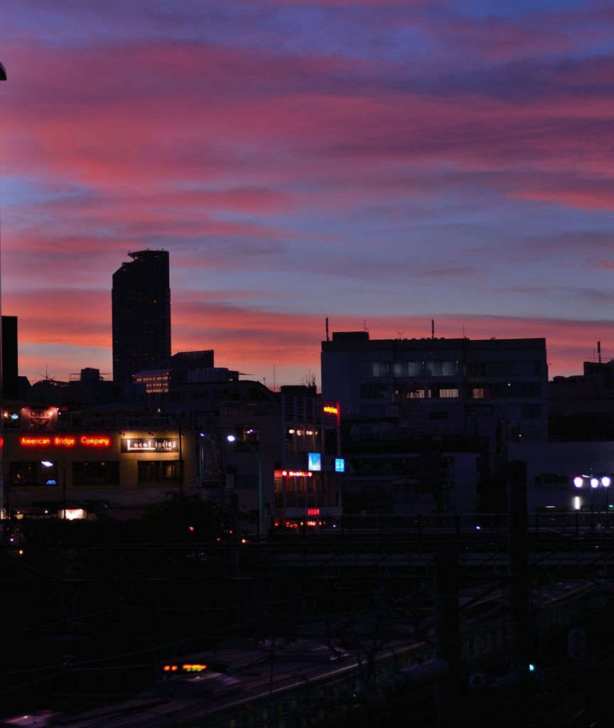 恵比寿の夕焼けと街並み By ささクロ Id 写真共有サイト Photohito