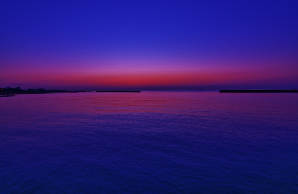 須磨海岸の夜明け
