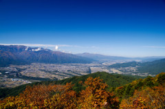 陣馬形山の頂より　その３