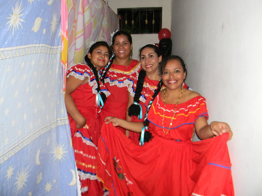 ニカラグアの民族衣装
