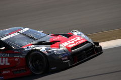 #23 MOTUL AUTECH GT-R