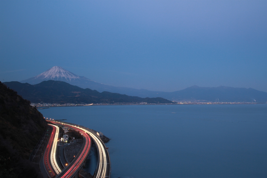 東海道五拾三次之内（由井・薩埵嶺）