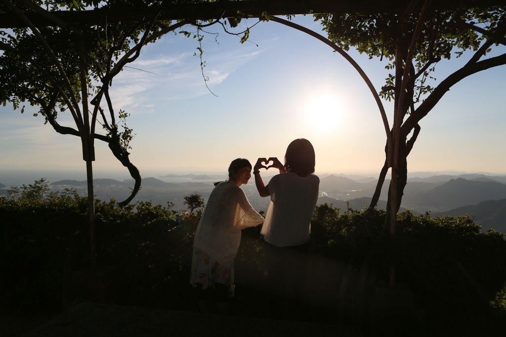 楽しい時を過ごしながら（大平山から 3）