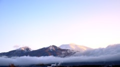 朝霧はれて浅間山