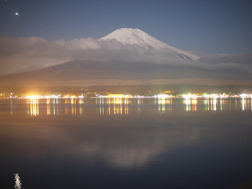 夜中の富士山