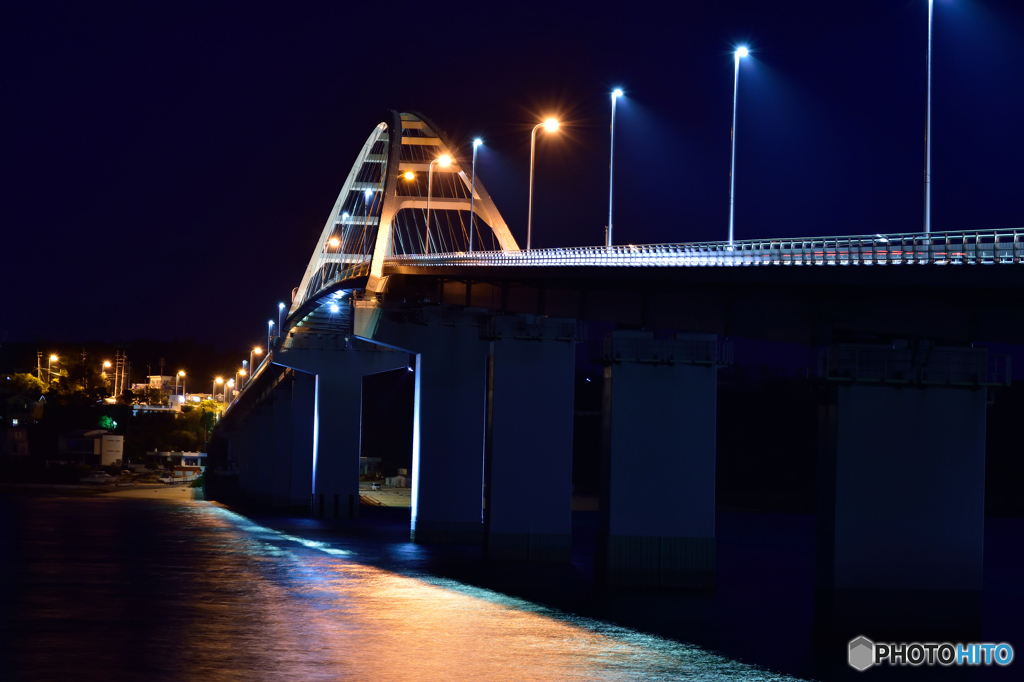 瀬底大橋