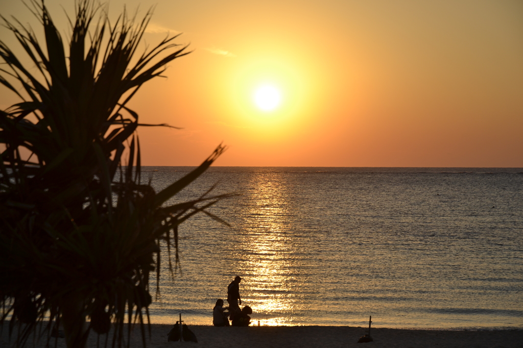 残波ビーチ　夕焼け