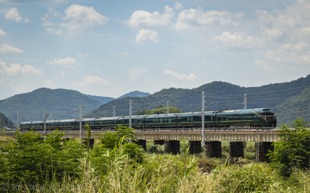 夏の瑞風