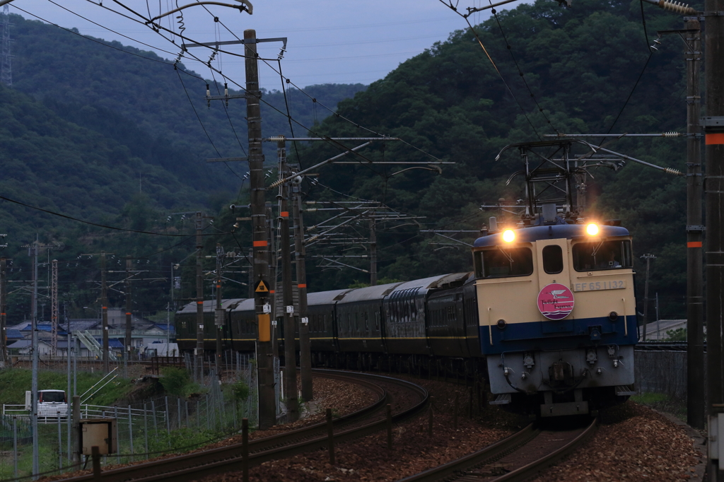 駆け抜けるTwilight Express