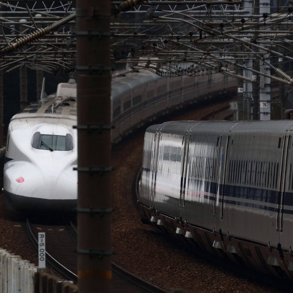新幹線の顔面レフ板
