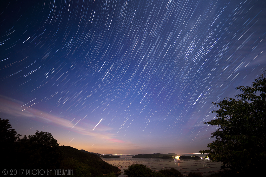 星降り注ぐ虫明湾