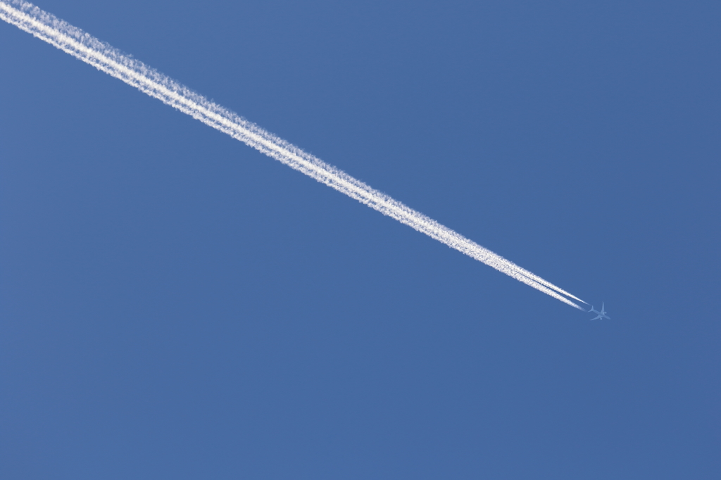 マイセンチックな飛行機雲