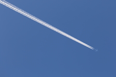 マイセンチックな飛行機雲