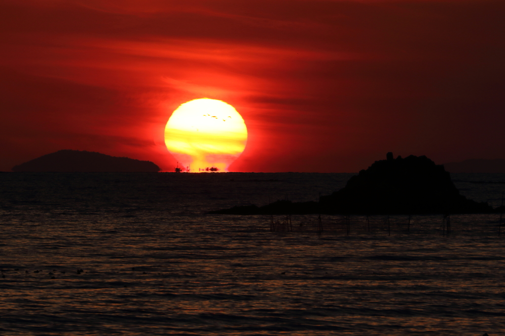 新舞子浜のだるま夕日(撮って出しVer.)