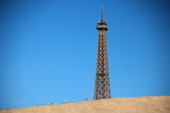 縮尺の風景　空が大きすぎる日