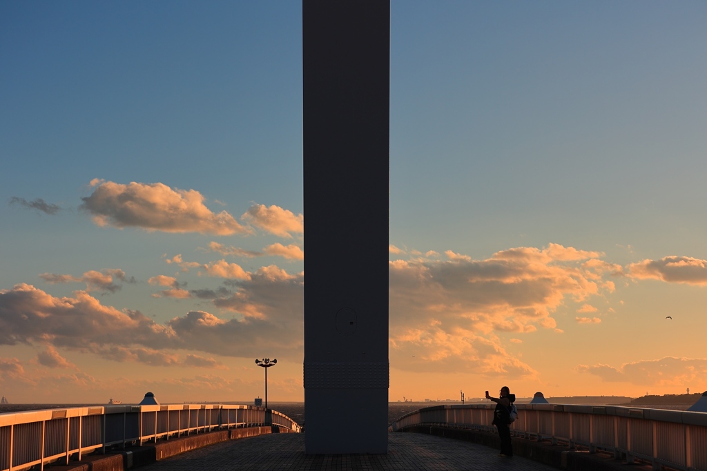 分かたれた空の下で
