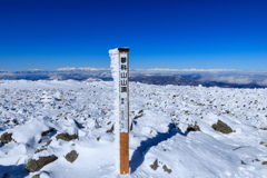 蓼科山から北アルプスの山々
