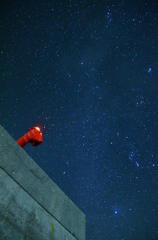 防波堤の先に星