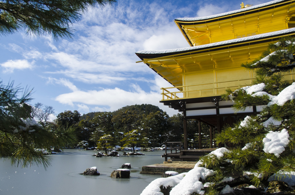 雪の金閣寺6