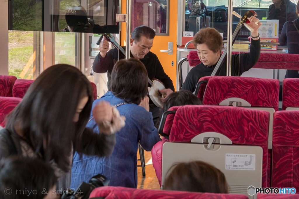 もうすぐ始まる。（リゾートしらかみ車内にて）