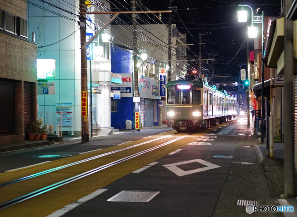 江ノ電 （江ノ島ー腰越 間）