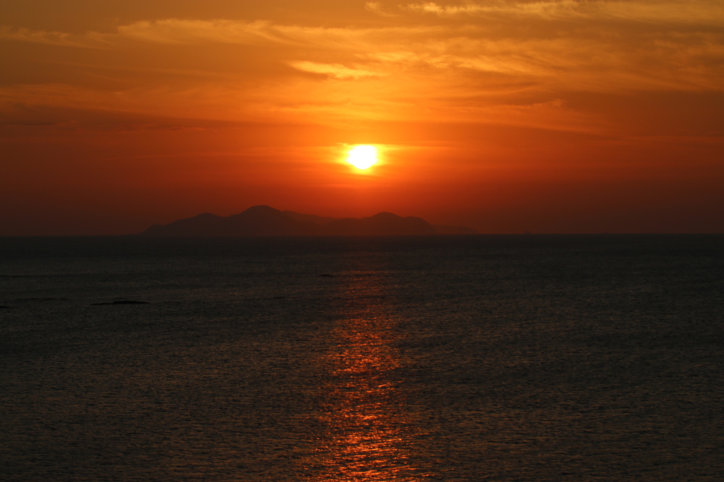 秋の日の夕陽