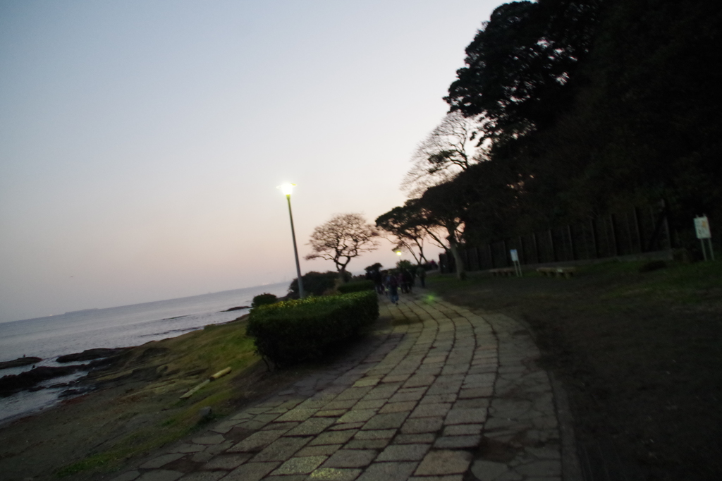 もうすぐ　新しい夜明け