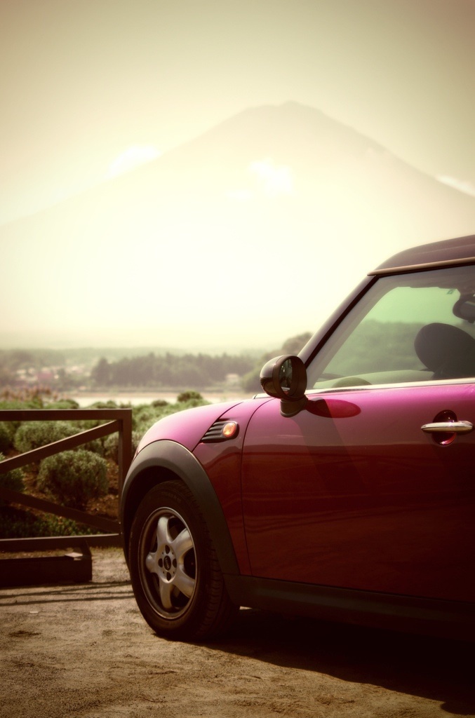 MINI  with Mt. Fuji