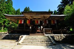 山形｜宝珠山 立石寺（山寺）　根本中堂