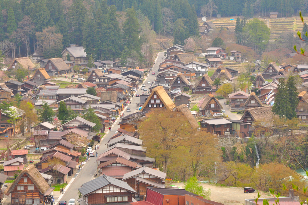 白川郷を臨む